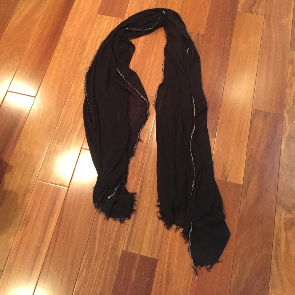 Black scarf